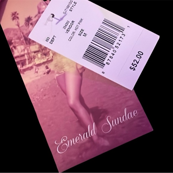 Hot pink dress Barbie emerald sundae fitted dress with stretch above the knee - Picture 5 of 5